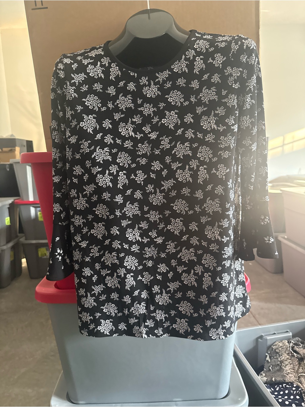 Black Floral Long Sleeve Top P43